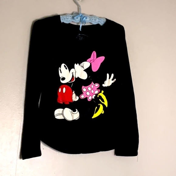 Vintage Disney Y2K v neck long sleeve soft black  graphic Minnie Mickey pullover - Picture 1 of 8